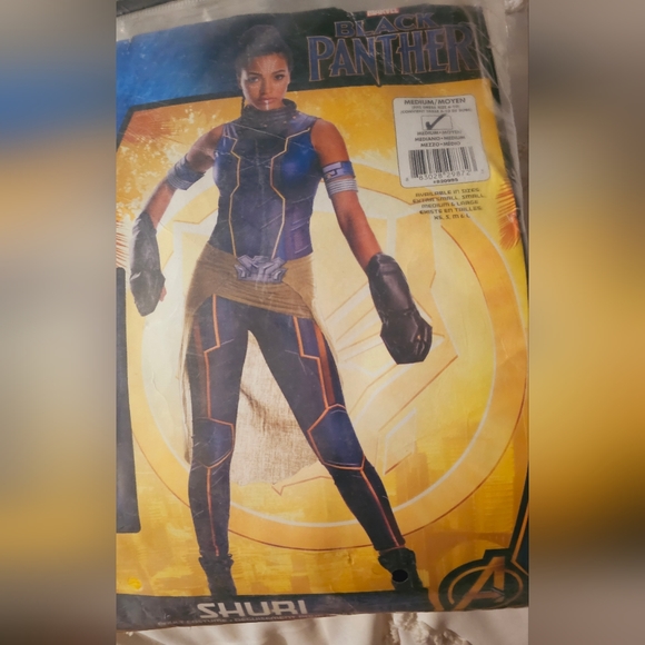 Womens Medium Black Panther Shuri Halloween costume - Picture 13 of 13